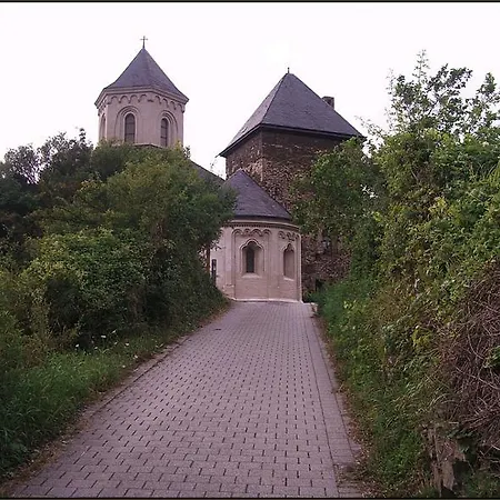 Ferienhaus Weyerhof, Mosel, Naehe Koblenz, Grosser Garten, Sauna, Fahrraeder *